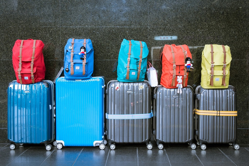 Why a Lightweight Suitcase is a Traveler's Best Friend: 5 Key Reasons