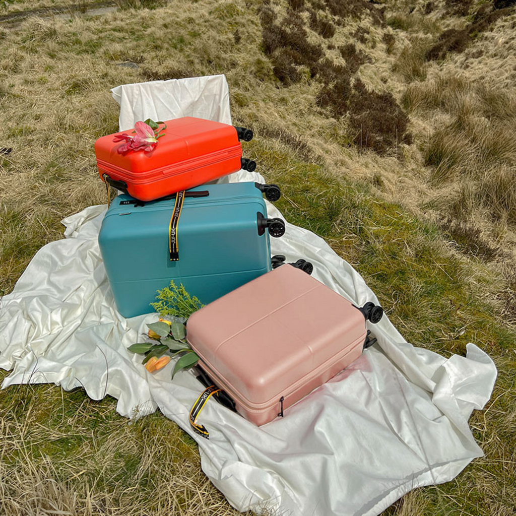 Best Lightweight Suitcases UK 3 Pcs Set JLY Luggage